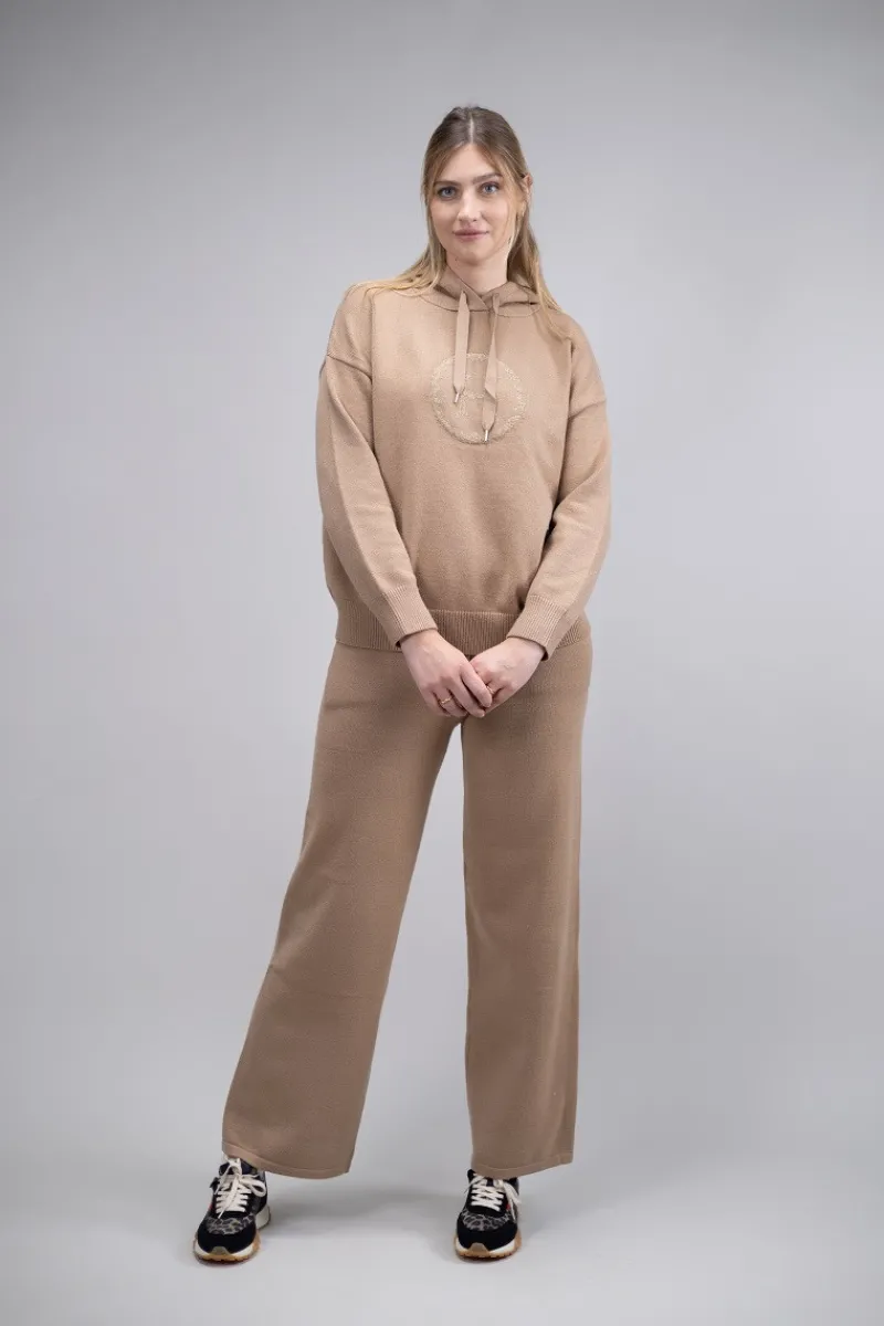 Femme Harcour Pretty Sweat
